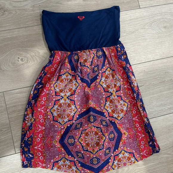 Roxy Women’s TubeTop Blue And Red Colorful Bohemian Mini Dress Size Small - Picture 4 of 4